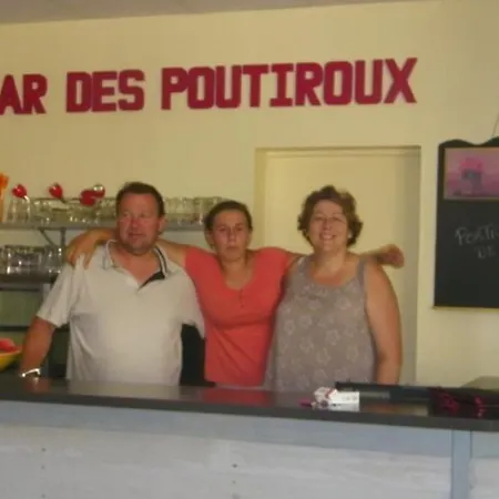 Mobil-home 6 Pers Avec Terrasse Et Accès Pmr - Api-1-52-323